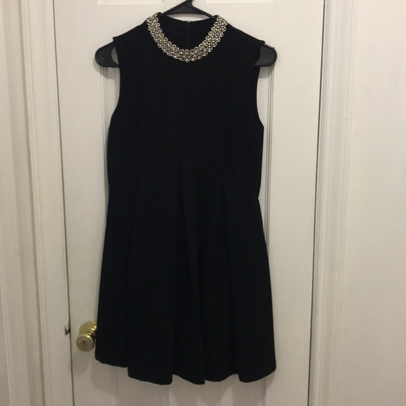 Mini Dress with pretty design collar - Picture 4 of 6